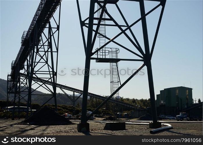Steel infrastructure for loadout facilities at a coal mine