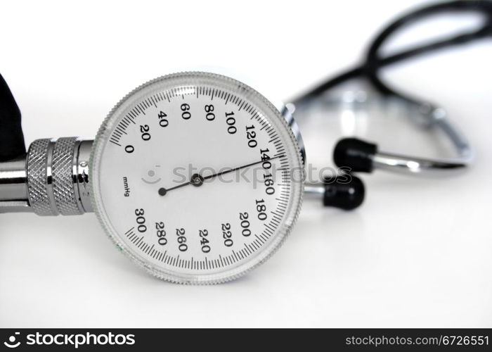 stethoscope to measure blood pressure