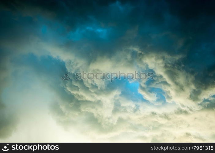 storm cloud sky