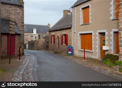 streets and facades at the most beautiful villages of france - Saint-Suliac