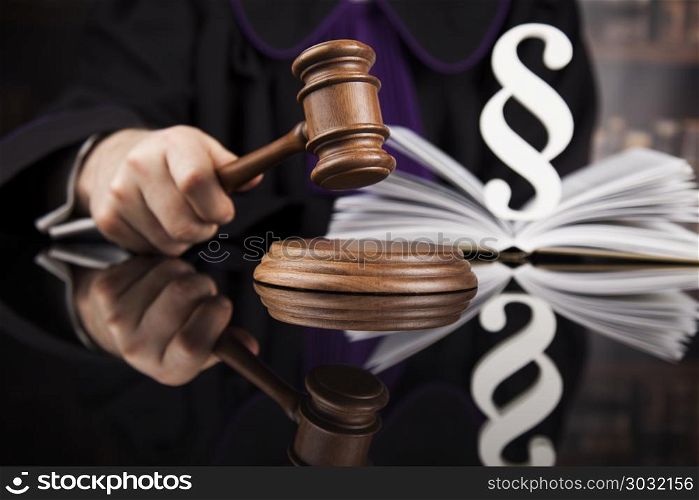 Striking mallet, Judgment concept, book background and Paragraph. Court gavel,Law theme, mallet of justice, Paragraph