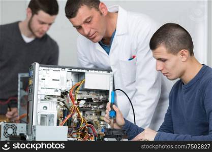 student electronic repairman welding circuit