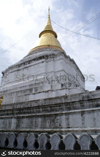 Stupa in wat Phra Kaew Don Tao in Lampang, Thailand