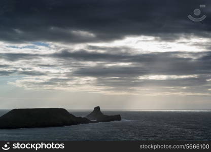 Summer landscape Worm&rsquo;s Head and Rhosilli Bay in Wales