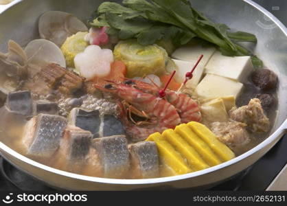 Sumo wrestlers&acute; stew