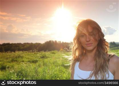 sunrise sun in woman hair