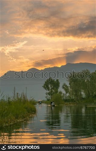 Sunset view on Dal lake, Kashmir