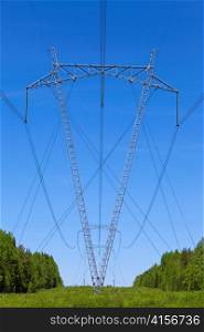 Support of line of electricity transmissions with isolators and wires