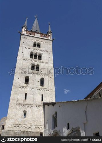 Susa, Turin, Piedmont, Italy: medieval cathedral of San Giusto
