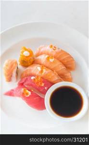 Sushi Salmon and tuna set