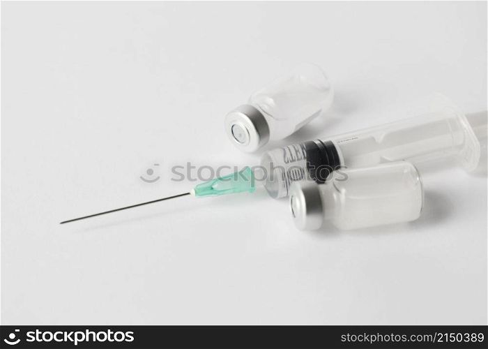 syringe vaccine arrangement