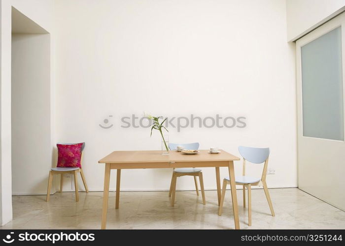 Table and chairs in a room