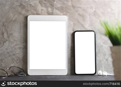 tablet and phone showing blank screen