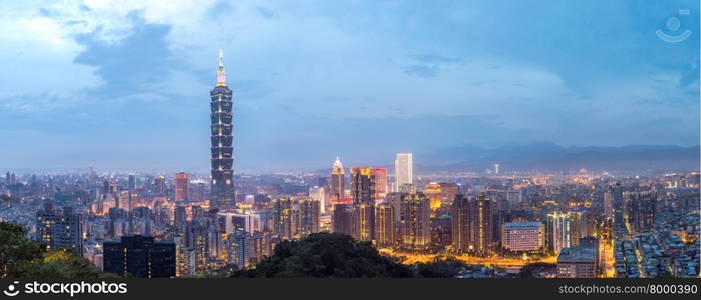 Taipei, Taiwan skylines building at dusk panorama