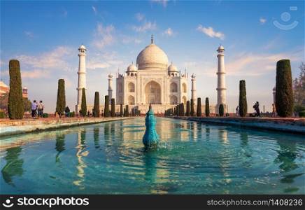 Taj Mahal monument, beautiful day view, India.