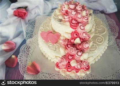 Tasty beauty wedding cake with flowers. wedding cake with flowers