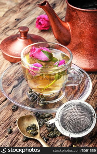 tea rosebuds