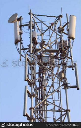 Telecommunications tower for mobile communications