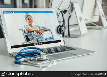 Telemedicine service online video call for doctor to actively chat with patient via remote healthcare consultant software . People can use app to contact doctors for virtual meeting from home .. Telemedicine