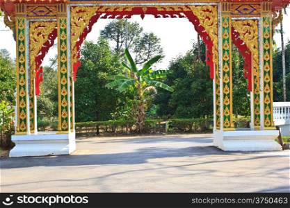 temple gate of The Wat Rhai Pa, Trat, Thailand