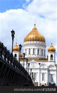 Temple of Christ Our Saviour in Moscow, focus point on center