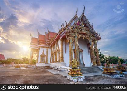 Temple (Thai language:Wat Chulamanee) is a Buddhist temple It is a major tourist attraction in Phitsanulok, Thailand.