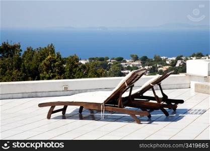 Terrace on Naples Gulf: two seats with a wonderful view