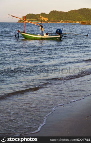 thailand lomprayah bay isle white beach rocks in asia and south china sea