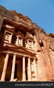 the antique site of petra in jordan one of the beautiful wonder of the world