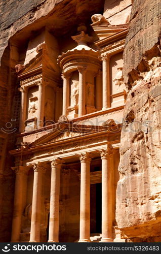 the antique site of petra in jordan one of the beautiful wonder of the world