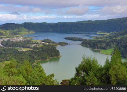 The astonishing Lagoon of the Seven Cities (Lagoa das 7 cidades) - Azores - Portugal