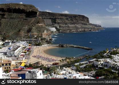 the beach of the fishing village of Puerto de Mogan in the south of Gran Canay on the Canary Island of Spain in the Atlantic ocean.. EUROPE CANARY ISLAND GRAN CANARY