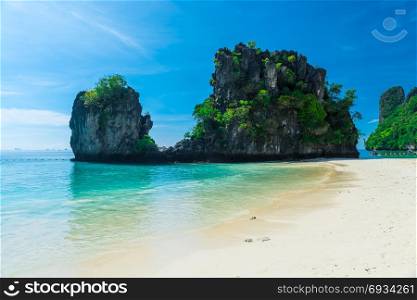 the beach of the island of Hong with a beautiful view of the rocks, a tourist place in Thailand