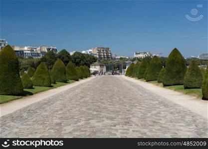 The beautiful gardens of invalides in Paris