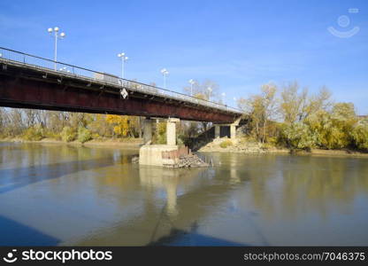 The bridge across the river Protoka in the city of Slavyansk-on-Kuban.. The bridge across the river Protoka in the city of Slavyansk-on-