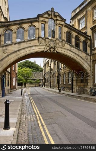 The Bridge of Sighs (copy of the original in Venice) in Oxford in England in the United Kingdom of Great Britain.