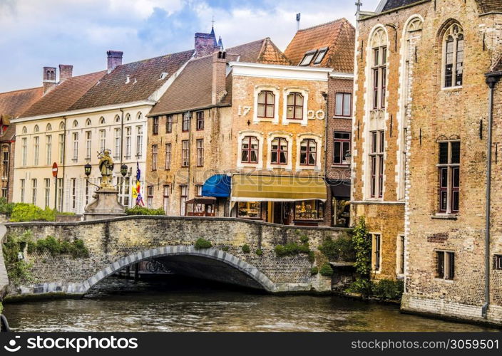 The canals cross the streets of the city center