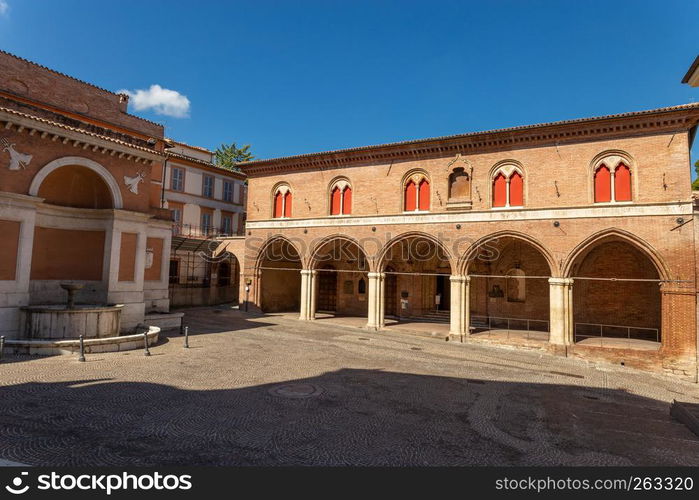 the colorful and beautiful Italian houses and ancient windows