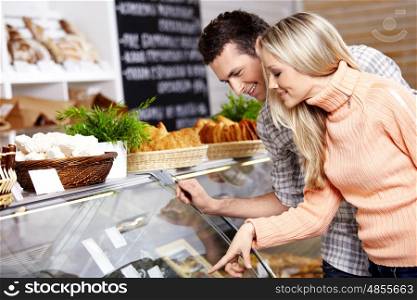 The couple specifies in purchase in shop