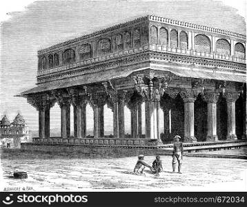 The Diwan Khana, Assembly Hall, the Amber Palace, vintage engraved illustration. Le Tour du Monde, Travel Journal, (1872).