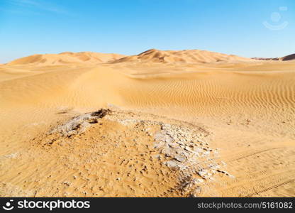 the empty quarter and outdoor sand dune in oman old desert rub al khali