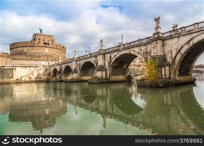 The fortress of Sant&rsquo;Angelo and its reflection in river Tevere, Rome.