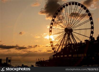 The Great Wheel on Pier 57 at sunset, Seattle, Washington, America, USA