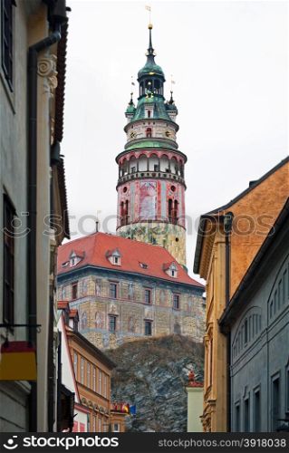 The imposing Castle towers over the picturesque town of Cesk? Krumlov, in the Czech Republic