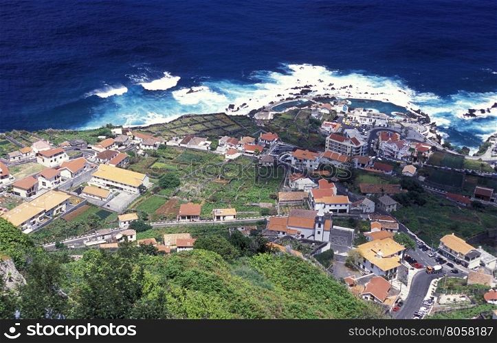 the landscape and coast at the old town of Porto Moniz on the Island of Madeira in the Atlantic Ocean of Portugal.. EUROPE PORTUGAL MADEIRA PORTO MONIZ