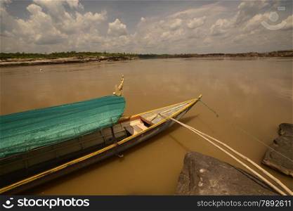 the Mekong River in the Naturepark Sam Phan Bok near Lakhon Pheng on the Mekong River in the Provinz Amnat Charoen in the northwest of Ubon Ratchathani in the Region of Isan in Northeast Thailand in Thailand.&#xA;