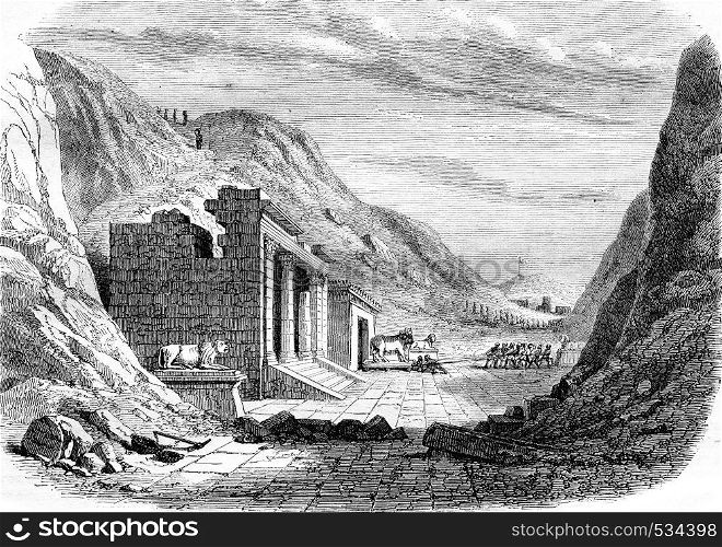 The Memphis Serapeum, Outside view, vintage engraved illustration. Magasin Pittoresque 1855.