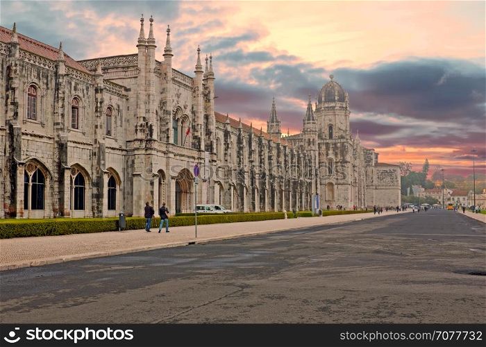 The Monastery of St. Jeronimos, is one of the most famous monuments in Portugal, built in the manueline style. It is located in Lisbon , Portugal