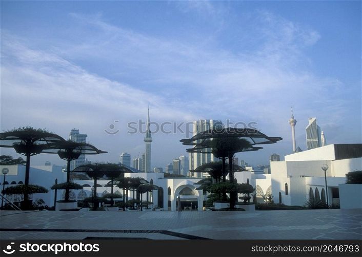 the Mosque of Masjid Negara in the city of Kuala Lumpur in Malaysia. Malaysia, Kuala Lumpur, August, 1997