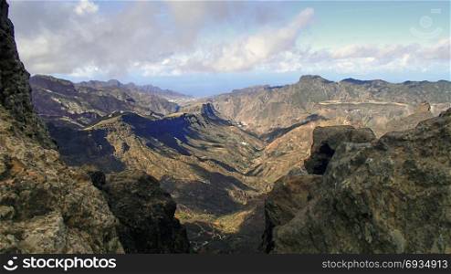 The mountain world and the hiking area on the Spanish island of Gran Canaria. Wide views over the valleys, mountains and gorges.